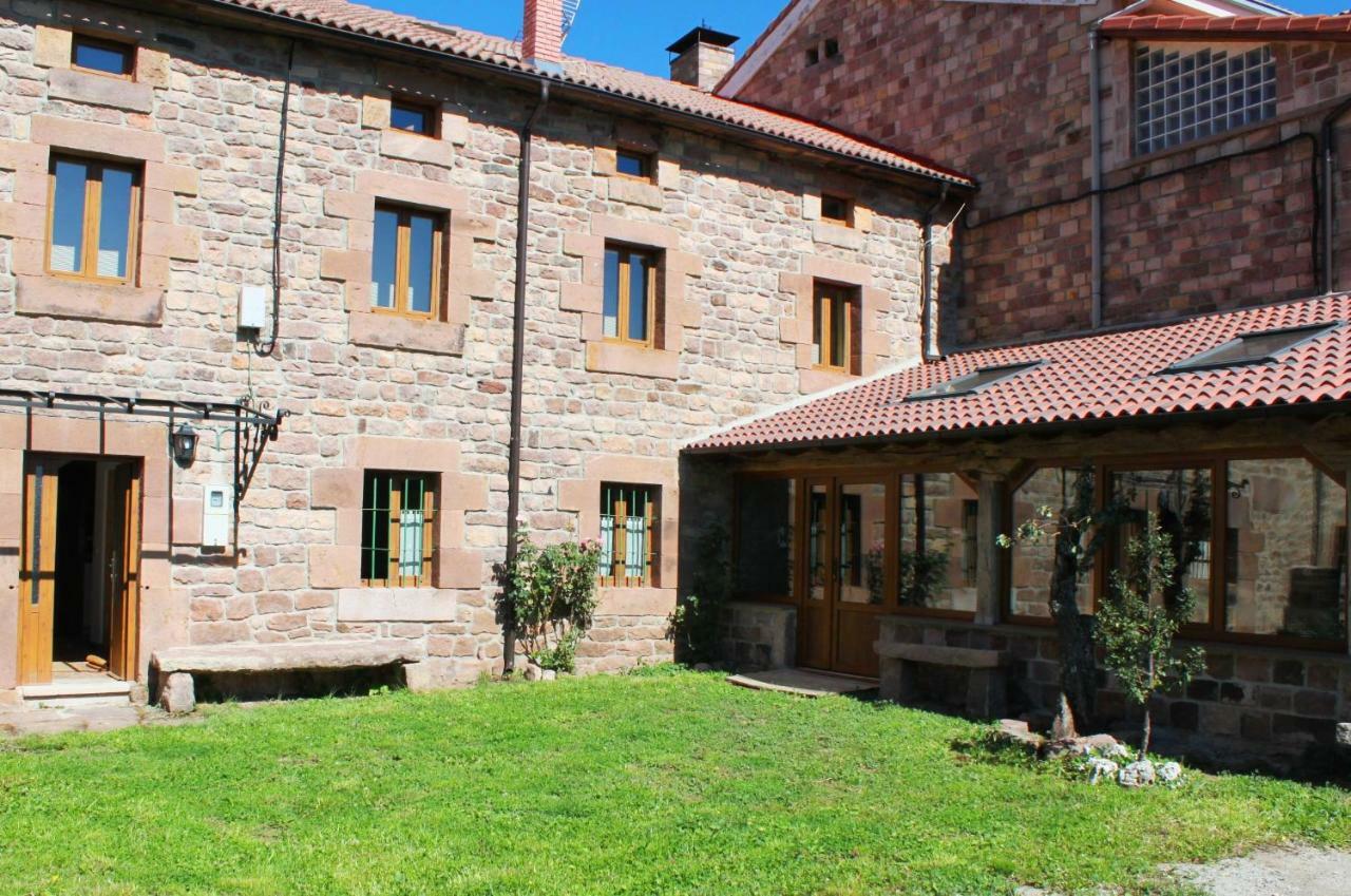 El Rincon De Golobar En Branosera Eksteriør bilde